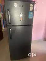 Whirpool 220 liters fridge urgent sale and very good condition