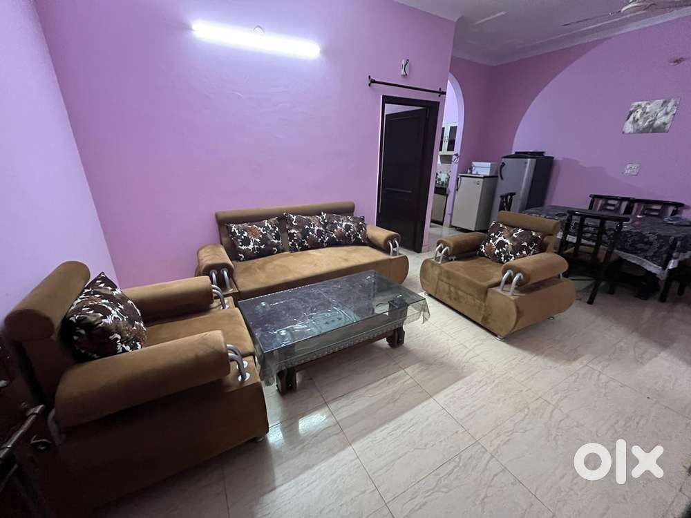 2bhk fully independent & full furnished on airport road