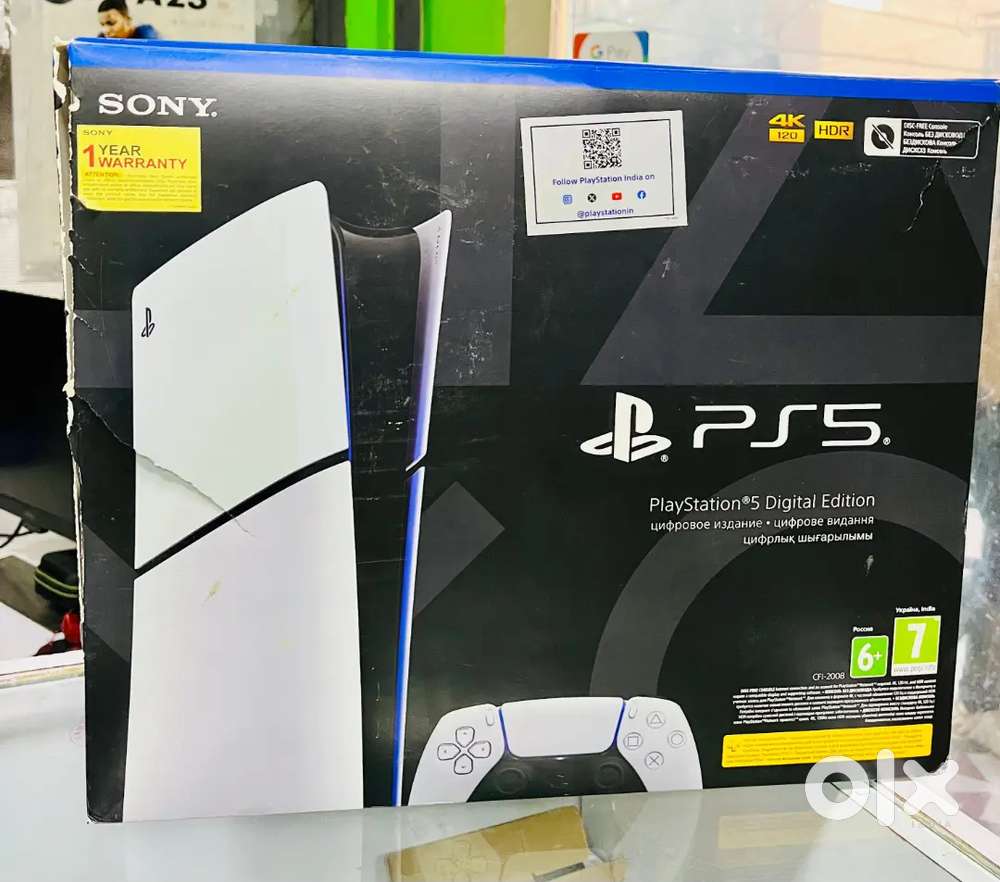 PS5 console close to new at great prices