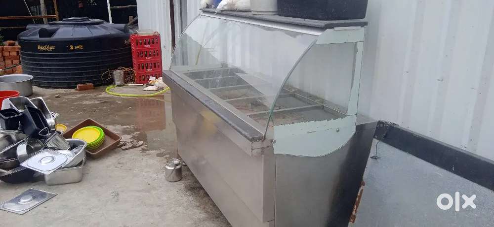 Bain marie 6x3 ft Glass counter 18k