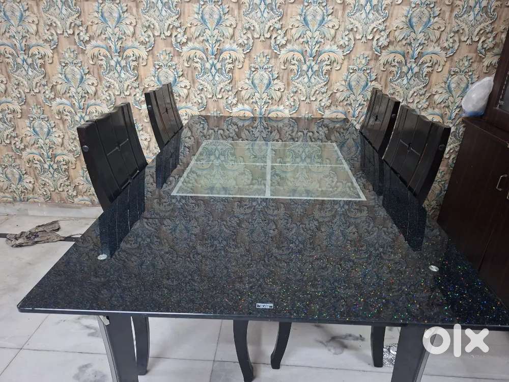 Dining Table 6 Seater
