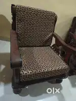 Sofa set with teapoy