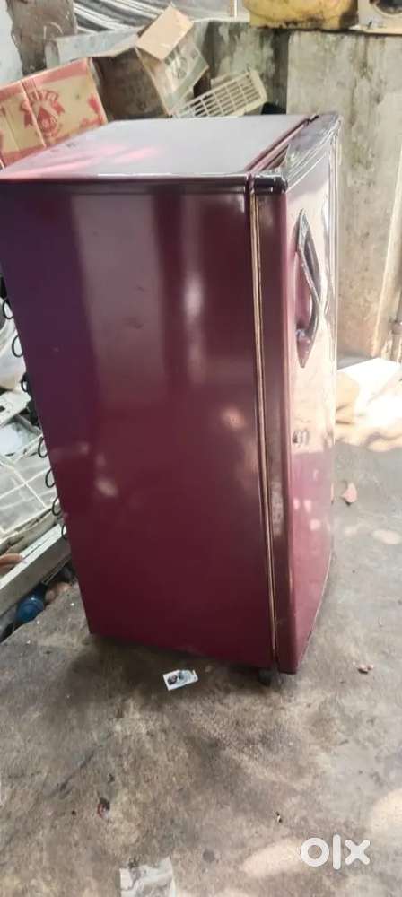 LG fridge good working