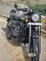 SINGLE HANDED MINT CONDITION BIKE.