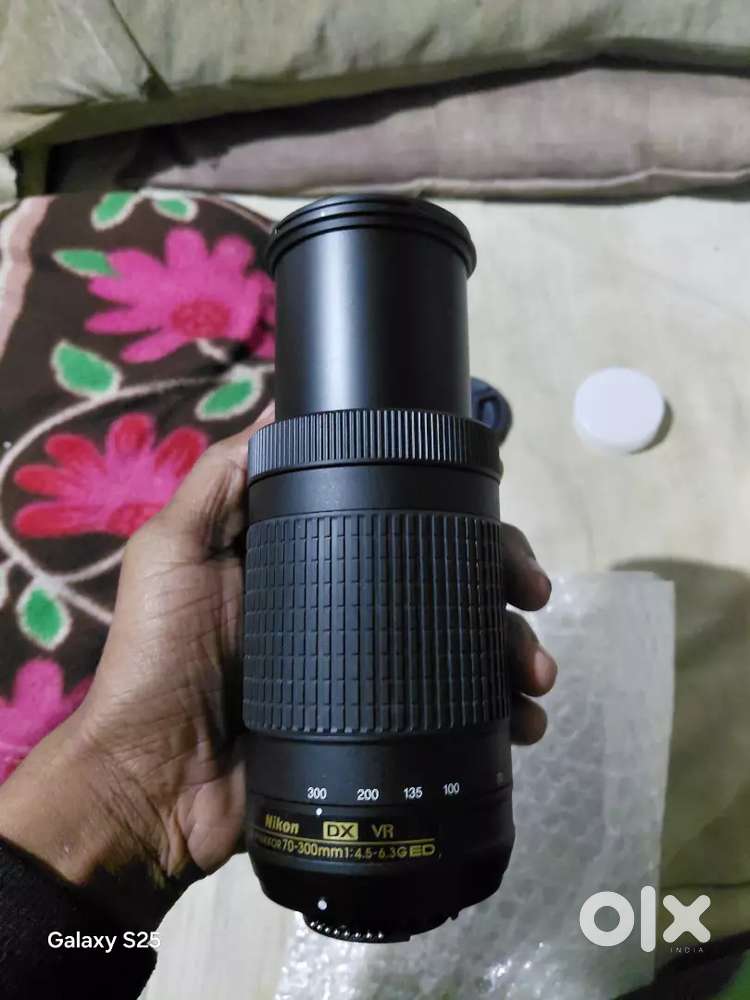 Nikon 70 -  300 lens Brand new condiction