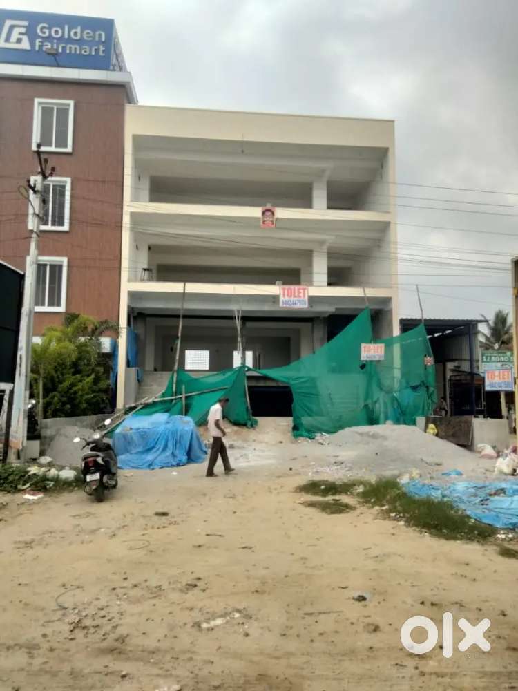 Rent for commercial building