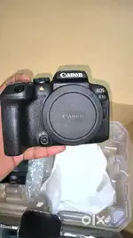 Canon EOS r10