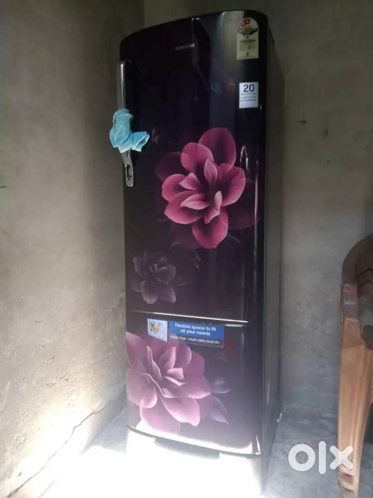 Samsung Company fridge Brand new Storage capacity 250 litre