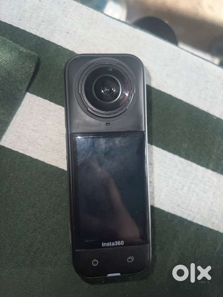 Insta 360 x5