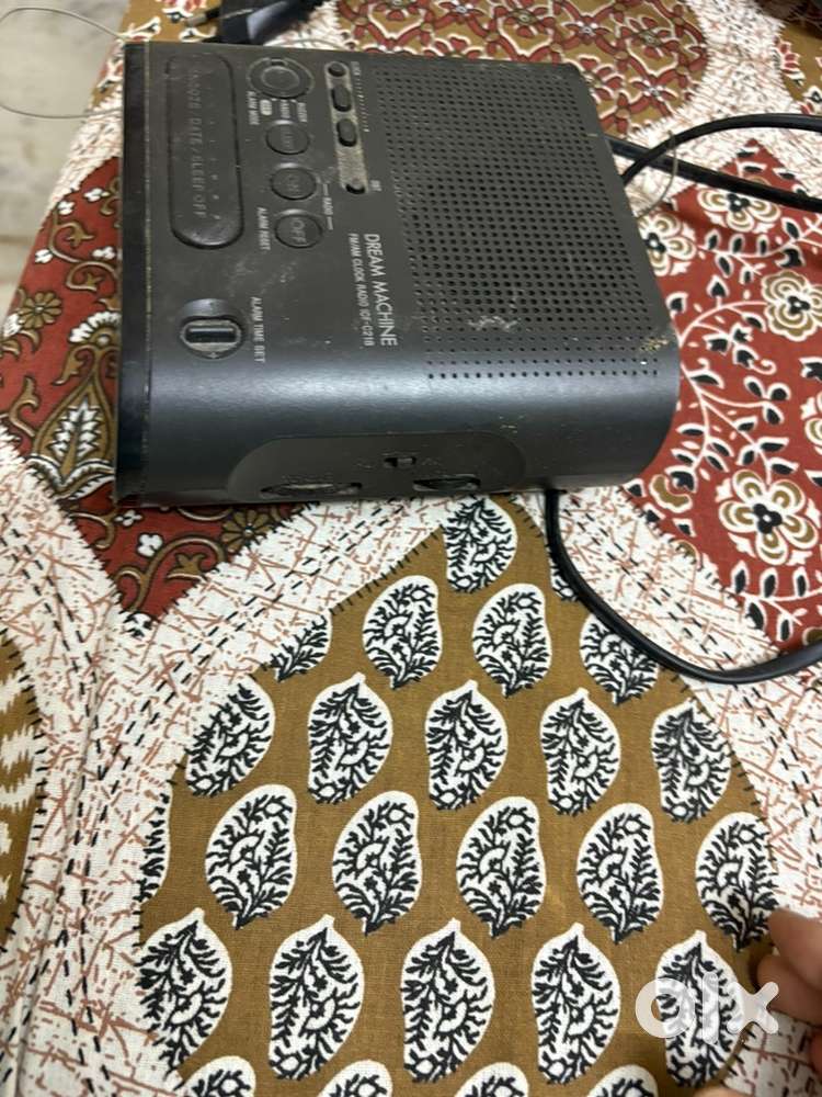 Guitar in good condition n working