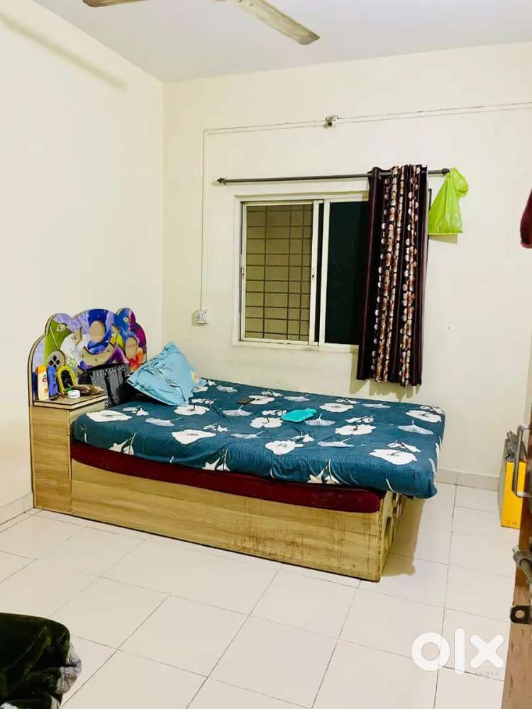 Looking for Female Flatmates
