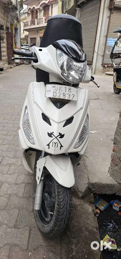Hero Maestro edge condition superb