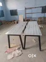 Computer table