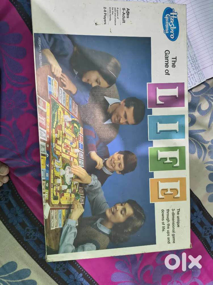 Hasbro Gaming - The Game of Life Board Game