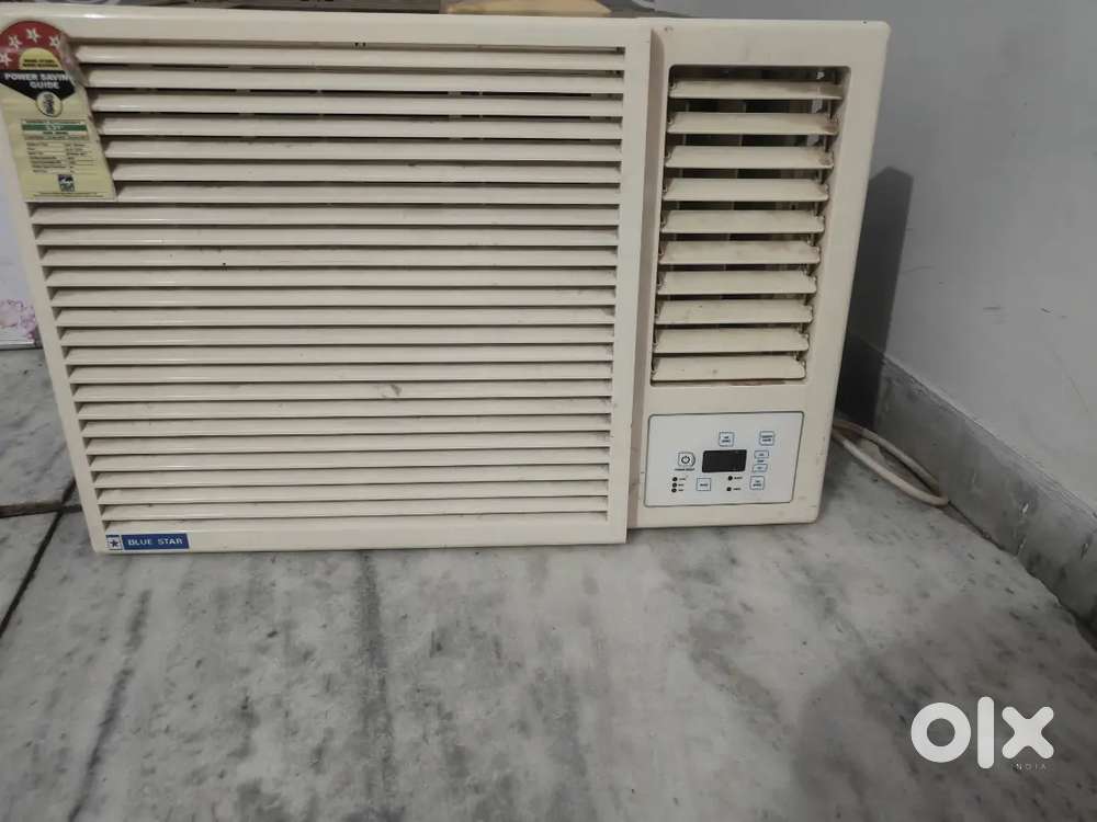 Very very good condition 5star windows ac blue star