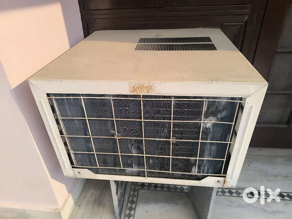 Godrej window AC