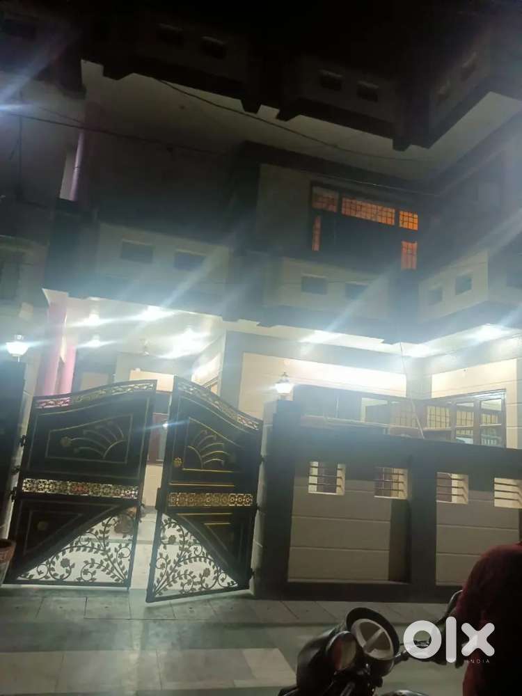 Looking for pg or full floor