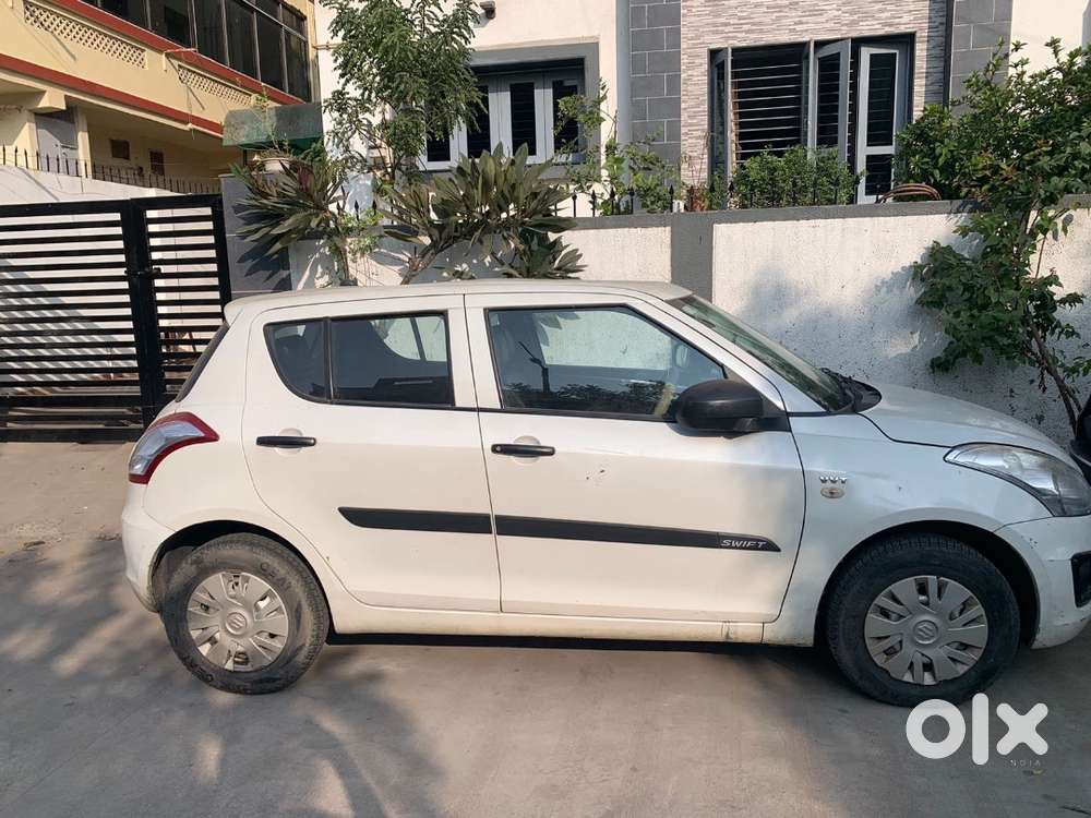 Maruti Suzuki Swift Petrol