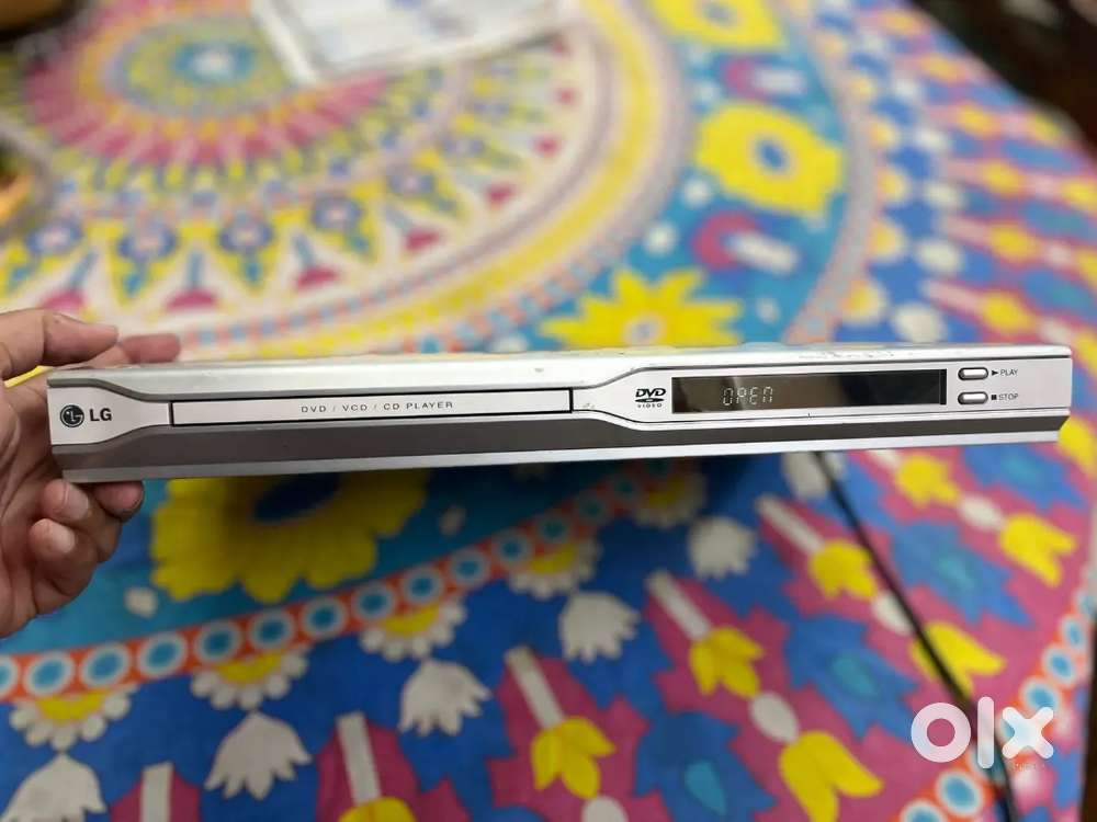 LG DVD CD player with dolby mp3 , 3d surround sound, Kodak picture cd