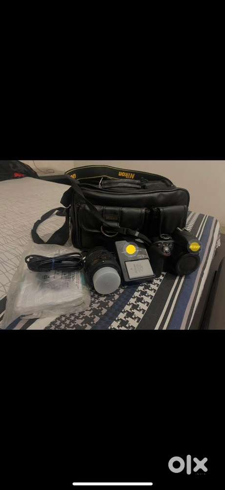 Nikon 3300 for sale - mint condition