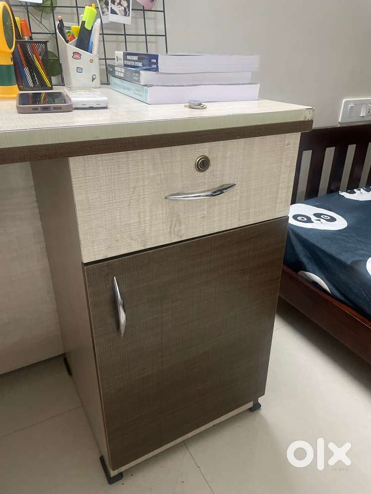 Study table