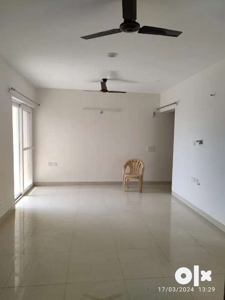 2 BHK SEMI FURNISHED FLAT IN GALAXY HEIGHTS (JLPL) FOR WORKING FAMILY
