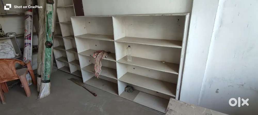 4 Shop rack