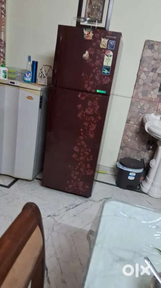 Samsung refrigerator frost free 275 lt
