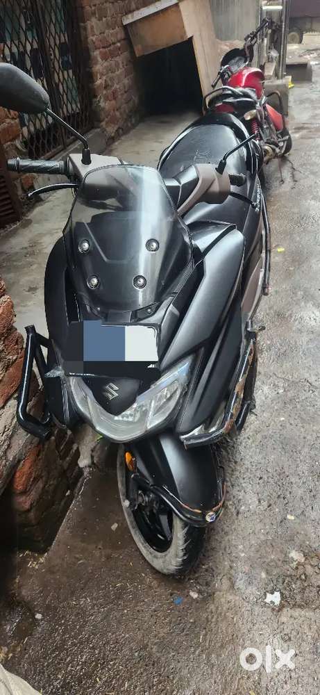 New Burgman street  DL [2025 Model]