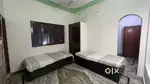 fully furnished room for rent near graphic era for girls and families