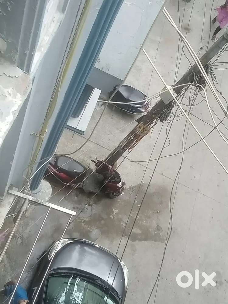 Electric scooter