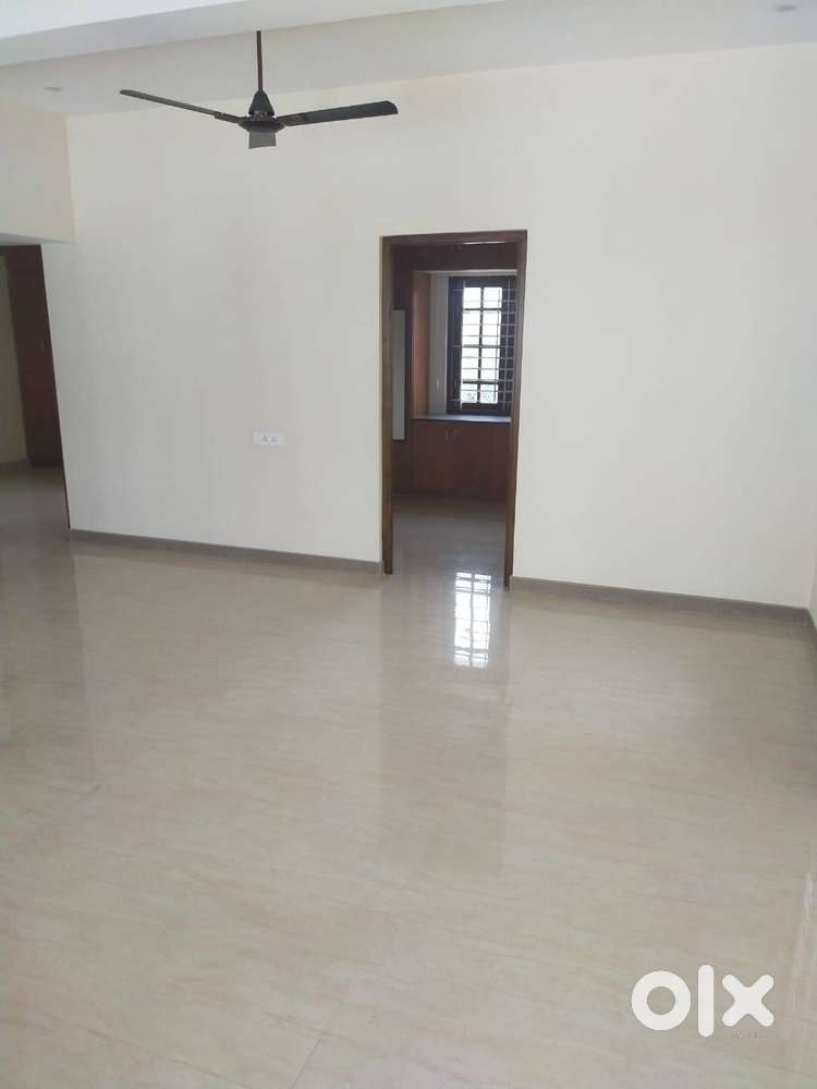 1300Sqft Office Space Available in Kalapatti