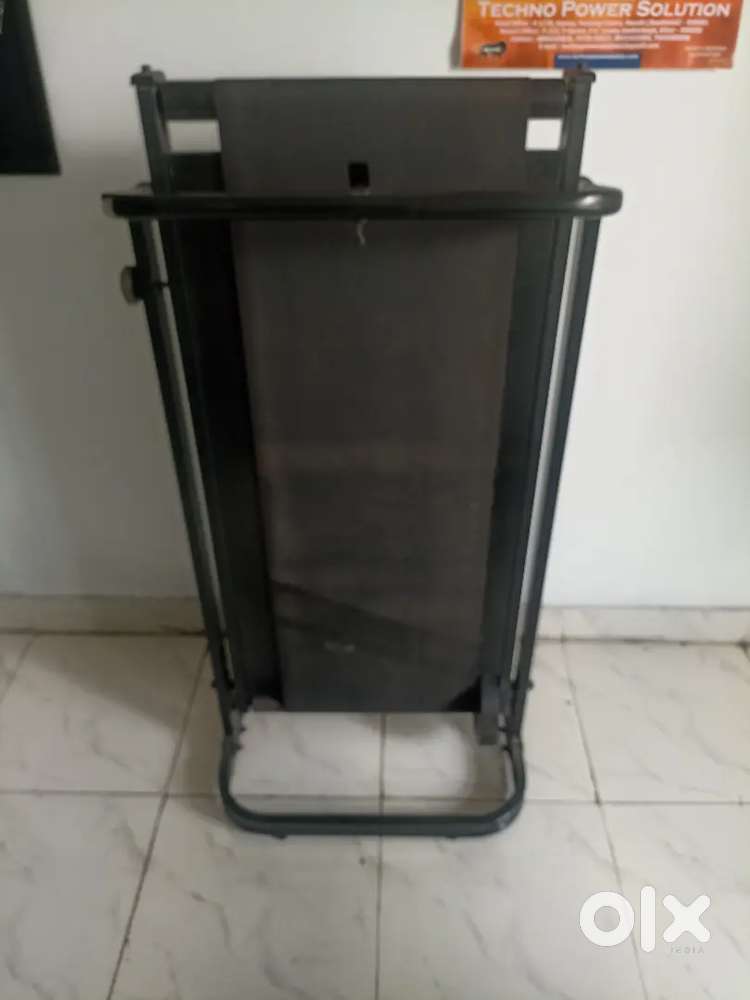 Manual treadmill in running condition