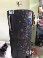 Svmsung fridge  brandnew