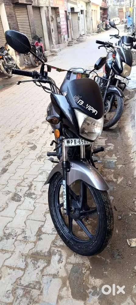Honda shine 2015 model. Only interested people contact