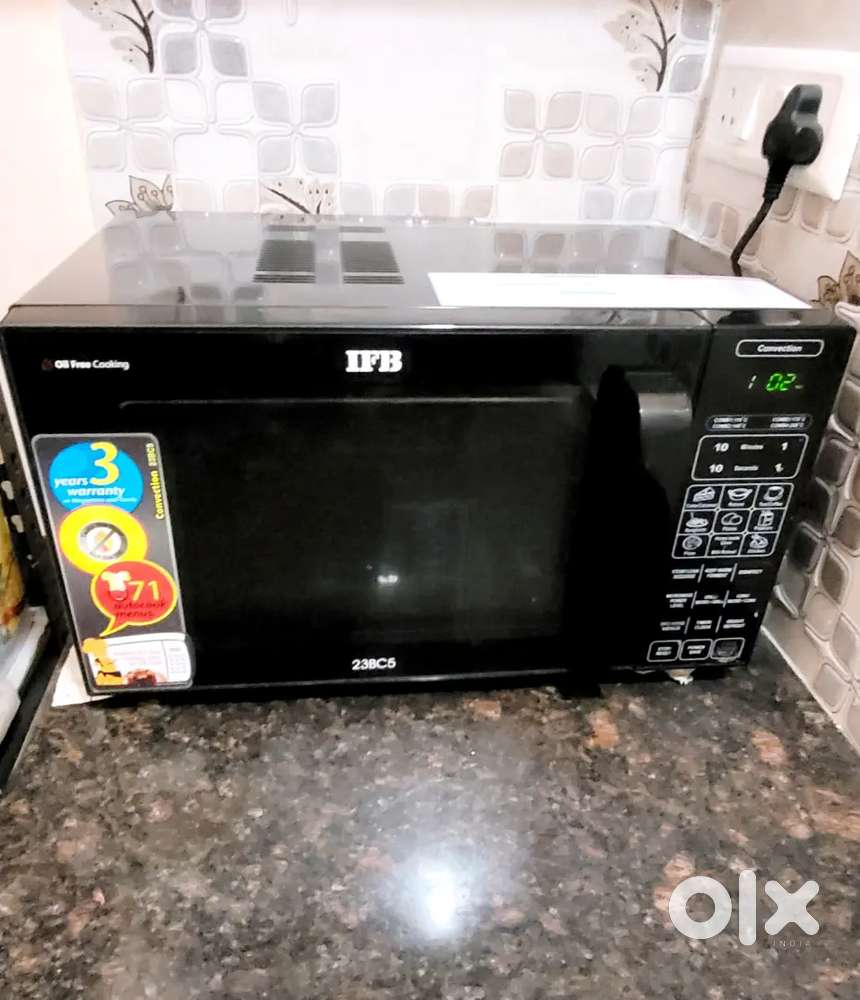 IFB Microwave Oven in Excellent Working Condition – Ready to Use