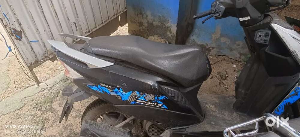 03 years vehicle