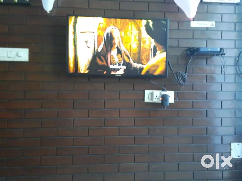 Samsung TV 32 in very good condition