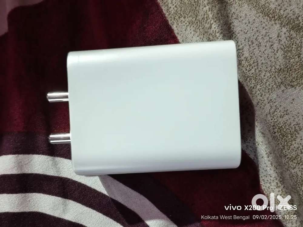 Vivo 90 watt Adapter And Cable
