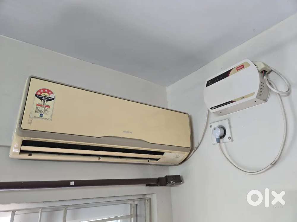Hitachi 4 Star AC