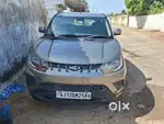 Mahindra kuv 100