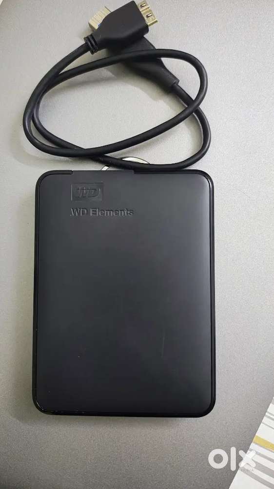 1.5 TB HDD external hard drive (2 months old)