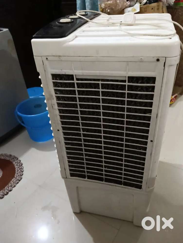 Plastic portable Cooler