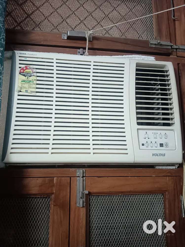 Air conditioner tata voltas 5 star