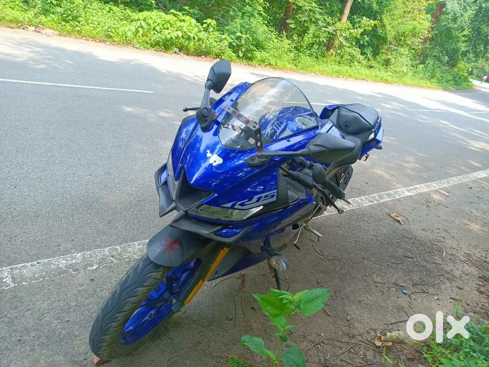 Yamaha r15 v3