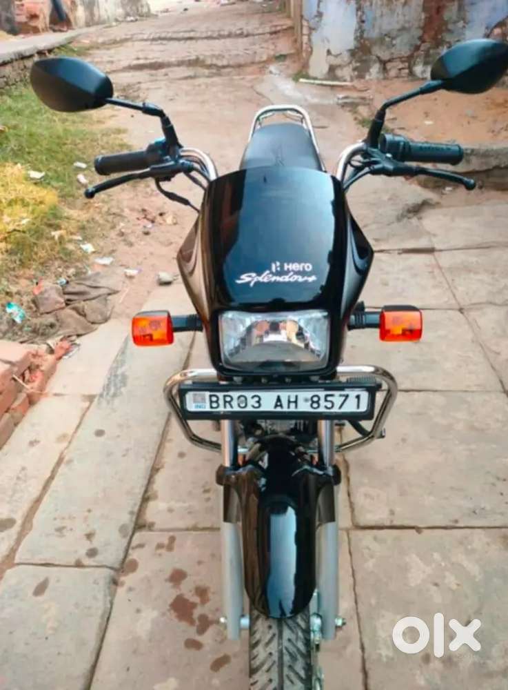 Splendor  Plus model 2022 price 25000