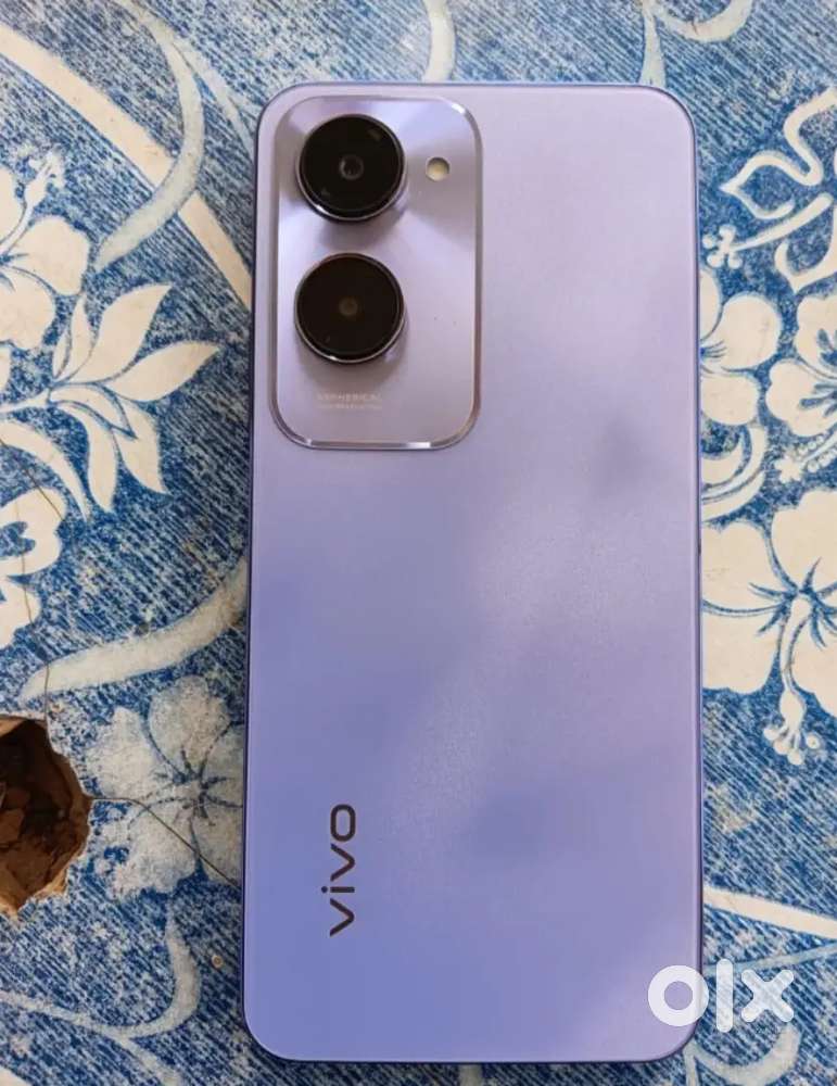 VivoY28sRam:- 6GB
Rom:-128GB
Battery:-5000
Mobile
