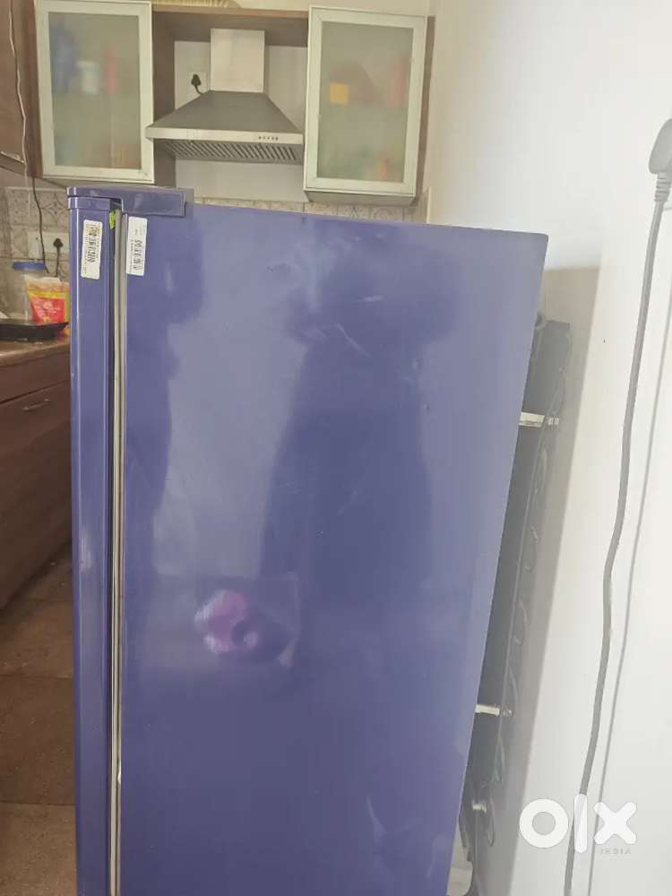 Whirlpool fridge 165L