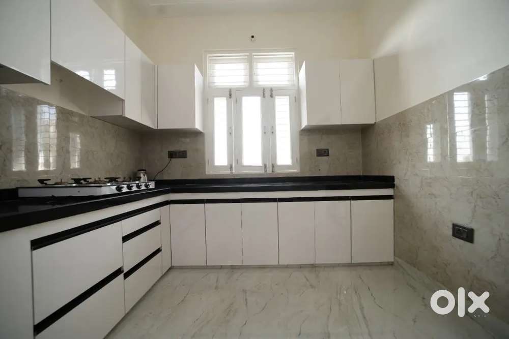 3 BHK SEMI FURNISHED FLAT WITH SERVENT ROOM AT BANI PARK JAIPUR