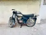 Good condition vintage bike Rajdoot 175